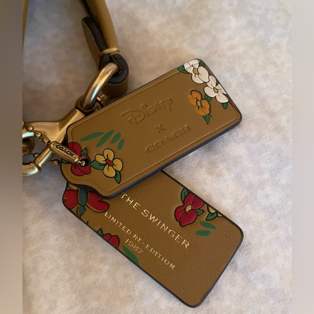 Coach Disney Springs Exclusive Swinger Bag (Honey Brown Mickey & Friends CAE67) - Picture 4 of 7